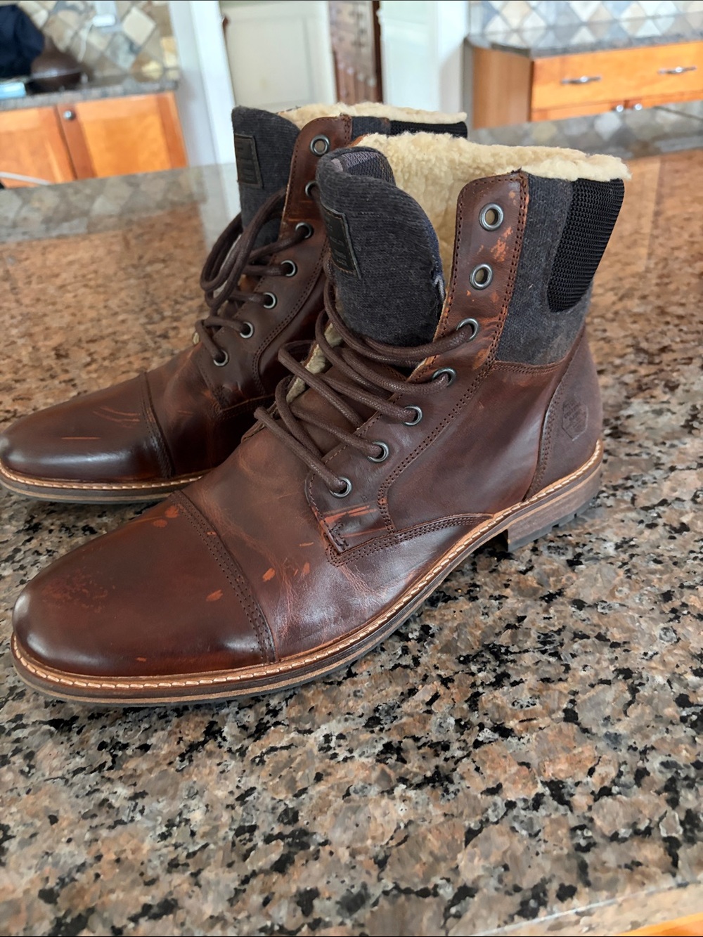 Bull boxer Leather Cap Toe Lace up Men's Brown Boots Size 13 Like New